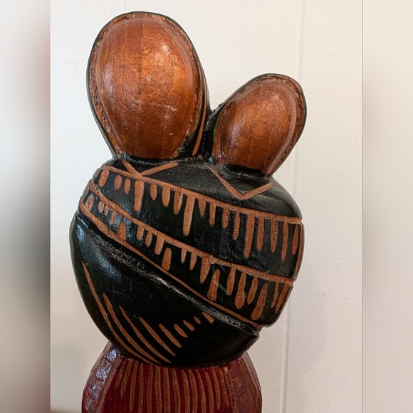 Set of Hand Carved Wooden Andean Motherhood Figurines Folk Art from Ecuador 10" - Picture 13 of 14